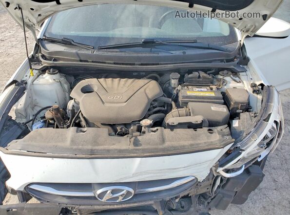 KMHCT4AE0GU974176 2016 HYUNDAI ACCENT White Вид задньої частини салону