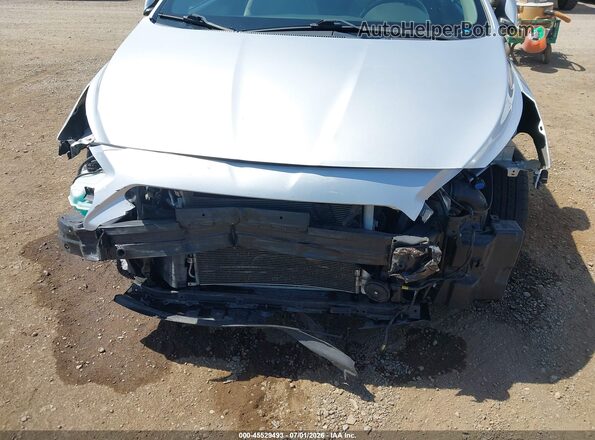 KMHCT4AE0HU172602 2017 HYUNDAI ACCENT Silver Вид спереду