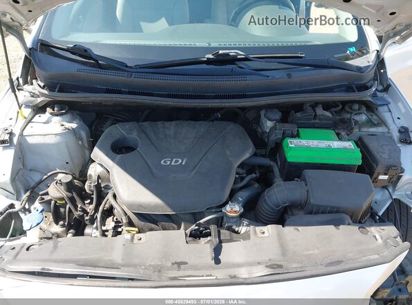 KMHCT4AE0HU172602 2017 HYUNDAI ACCENT Silver Вид ззаду