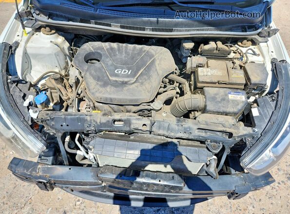 KMHCT4AE0HU217425 2017 HYUNDAI ACCENT White უკანა სალონის ხედი