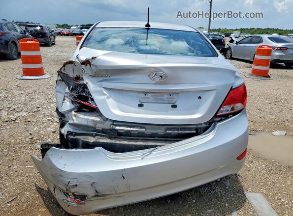 KMHCT4AE0HU249596 2017 HYUNDAI ACCENT Silver Rear view