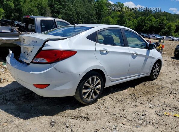 KMHCT4AE0HU334003 2017 HYUNDAI ACCENT Белый Задняя правая четверть