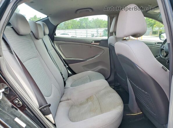 KMHCT4AE0HU354929 2017 HYUNDAI ACCENT Black Vista de los asientos traseros