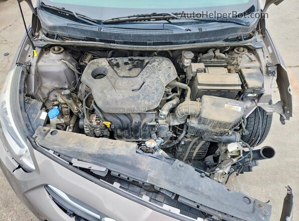 KMHCT4AE0HU380169 2017 HYUNDAI ACCENT Gray Widok wnętrza z tyłu