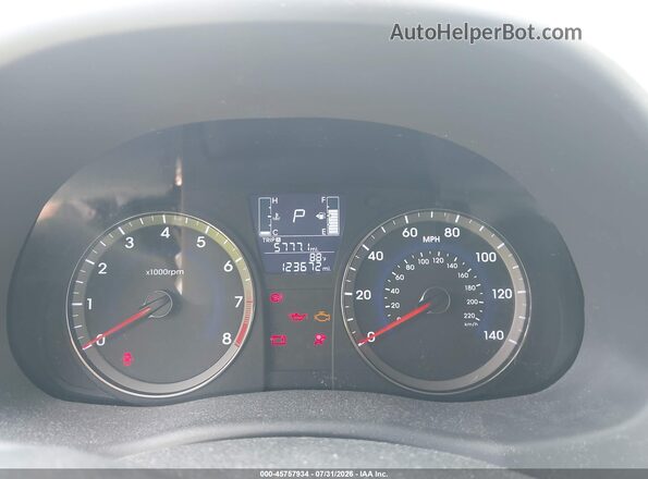 KMHCT4AE1GU131068 2016 HYUNDAI ACCENT Gray Widok tylnych siedzeń