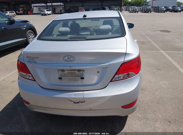 KMHCT4AE1HU323379 2017 HYUNDAI ACCENT Silver Vista del cuadro de instrumentos