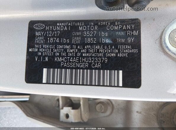 KMHCT4AE1HU323379 2017 HYUNDAI ACCENT Silver Vista del compartimento del motor