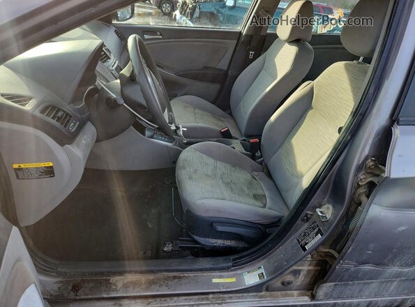 KMHCT4AE1HU377040 2017 HYUNDAI ACCENT Gray Սալոնի դիմացի տեսք