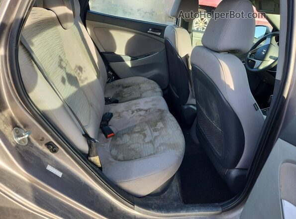 KMHCT4AE1HU377040 2017 HYUNDAI ACCENT Gray Հետևի նստատեղերի տեսք