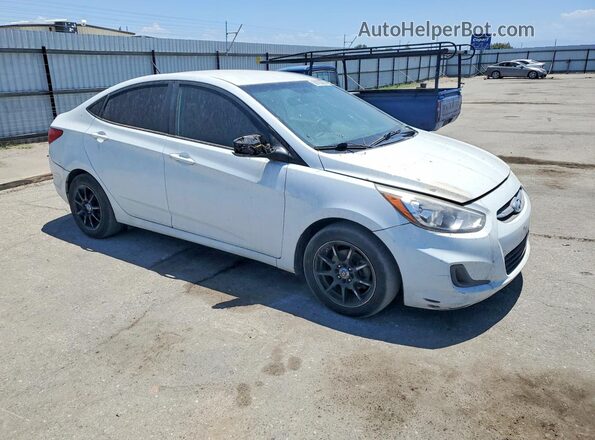 KMHCT4AE2GU105918 2016 HYUNDAI ACCENT White Przód prawy