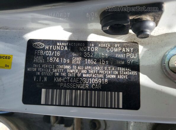 KMHCT4AE2GU105918 2016 HYUNDAI ACCENT White Widok komory silnika