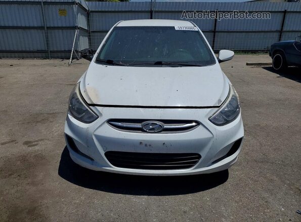 KMHCT4AE2GU105918 2016 HYUNDAI ACCENT White Widok z przodu