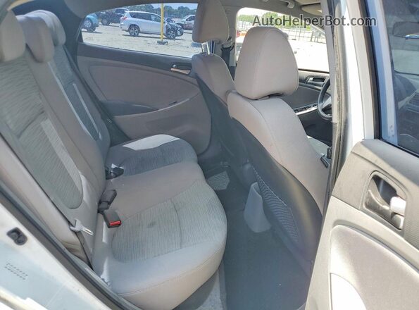 KMHCT4AE2GU159770 2016 HYUNDAI ACCENT White Հետևի նստատեղերի տեսք