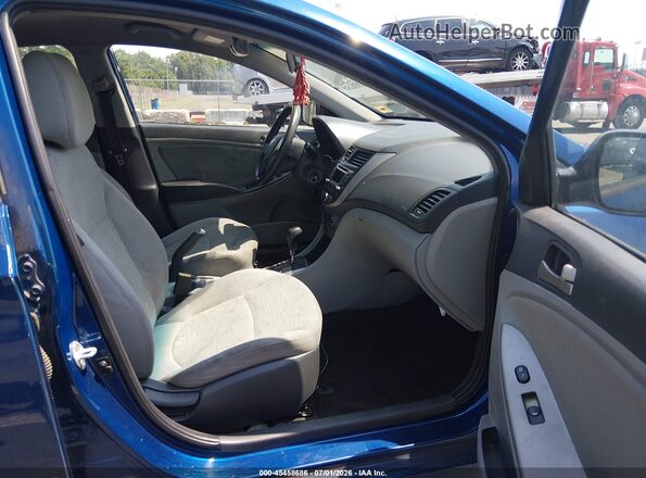 KMHCT4AE2GU981775 2016 HYUNDAI ACCENT Blue Widok wnętrza z przodu