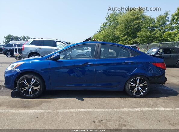 KMHCT4AE2GU981775 2016 HYUNDAI ACCENT Blue Widok wnętrza 360 stopni