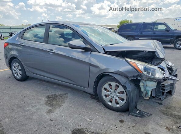 KMHCT4AE2HU182970 2017 HYUNDAI ACCENT Gray Front right