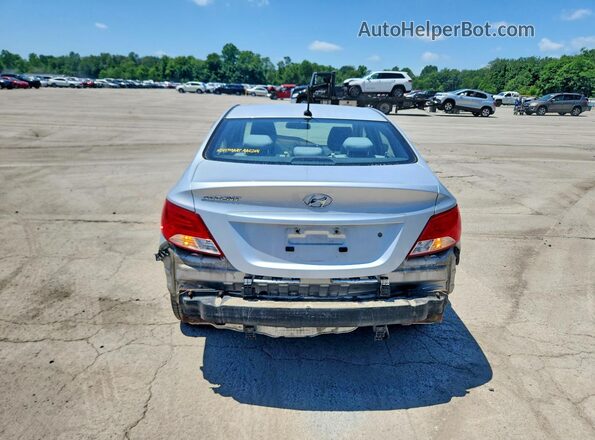 KMHCT4AE2HU215532 2017 HYUNDAI ACCENT Silver Vista trasera