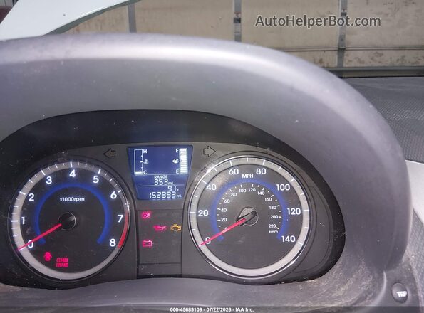 KMHCT4AE2HU289050 2017 HYUNDAI ACCENT White Widok tylnych siedzeń