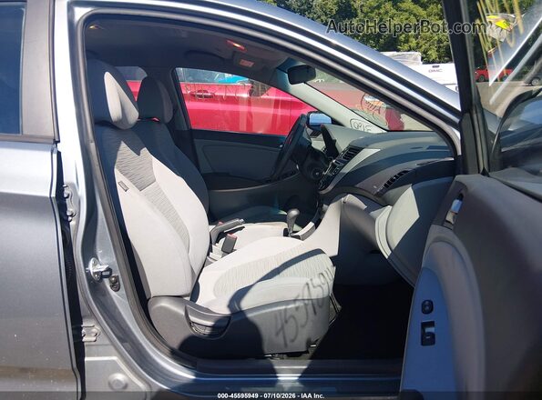 KMHCT4AE2HU359193 2017 HYUNDAI ACCENT Серый Вид салона спереди