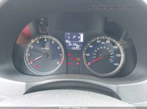 KMHCT4AE3GU029206 2016 HYUNDAI ACCENT Red Widok tylnych siedzeń