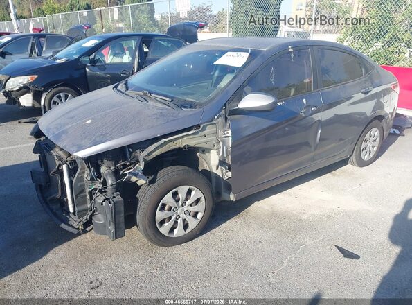 KMHCT4AE3GU092645 2016 HYUNDAI ACCENT Gray Front left