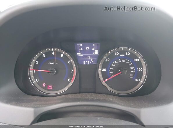 KMHCT4AE4GU077992 2016 HYUNDAI ACCENT Silver Widok tylnych siedzeń
