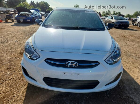 KMHCT4AE4GU114488 2016 HYUNDAI ACCENT Белый Вид спереди