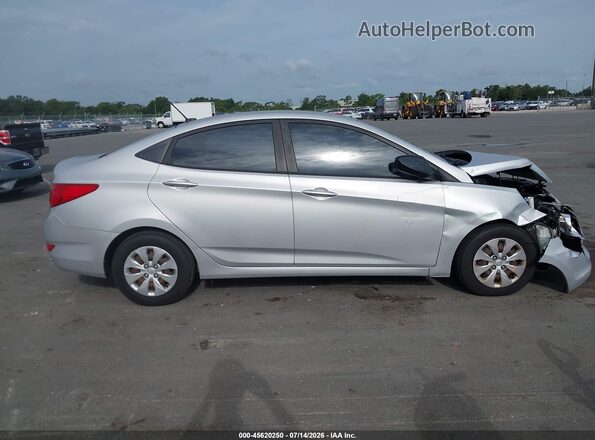 KMHCT4AE4GU944372 2016 HYUNDAI ACCENT Silver Widok wnętrza z tyłu