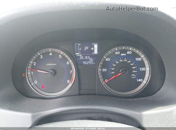 KMHCT4AE4GU944372 2016 HYUNDAI ACCENT Silver Widok tylnych siedzeń