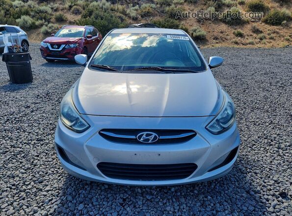 KMHCT4AE4GU948874 2016 HYUNDAI ACCENT Silver Вид спереду
