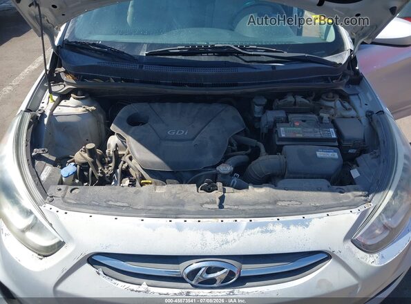 KMHCT4AE4GU980577 2016 HYUNDAI ACCENT Silver Vista trasera
