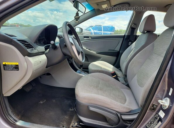 KMHCT4AE4HU323750 2017 HYUNDAI ACCENT Gray წინა სალონის ხედი