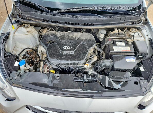 KMHCT4AE5GU089309 2016 HYUNDAI ACCENT Silver Вид задньої частини салону