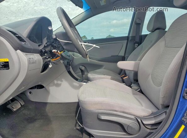 KMHCT4AE5HU223849 2017 HYUNDAI ACCENT Blue Սալոնի դիմացի տեսք