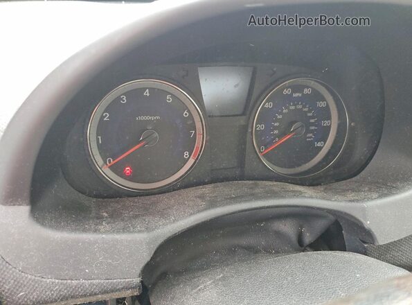 KMHCT4AE5HU271786 2017 HYUNDAI ACCENT Red Widok zestawu wskaźników