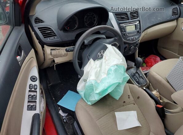 KMHCT4AE5HU271786 2017 HYUNDAI ACCENT Red Widok deski rozdzielczej