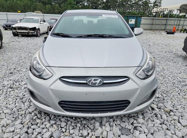 KMHCT4AE5HU307976 2017 HYUNDAI ACCENT Silver Դիմացի տեսք