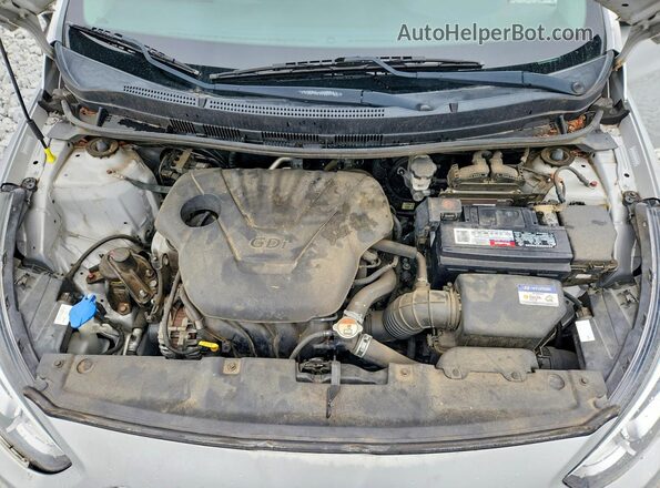KMHCT4AE5HU307976 2017 HYUNDAI ACCENT Silver Սալոնի հետևի տեսք