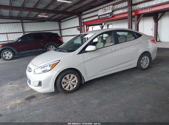 KMHCT4AE6GU092817 2016 HYUNDAI ACCENT White Przód lewy