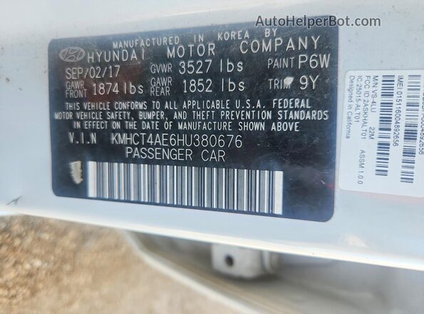 KMHCT4AE6HU380676 2017 HYUNDAI ACCENT White Widok komory silnika