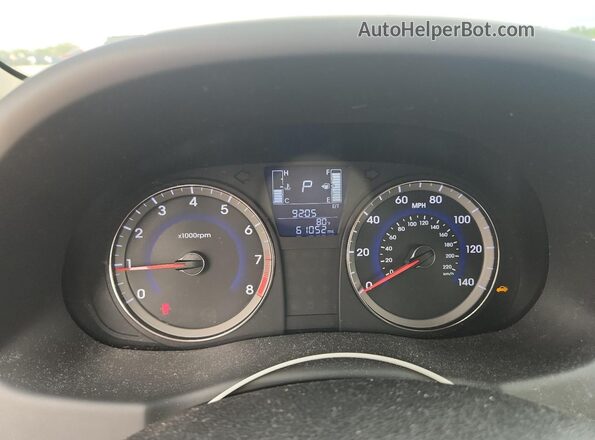 KMHCT4AE7GU149803 2016 HYUNDAI ACCENT White Vista del cuadro de instrumentos