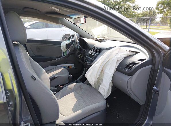 KMHCT4AE7HU247540 2017 HYUNDAI ACCENT Gray წინა სალონის ხედი