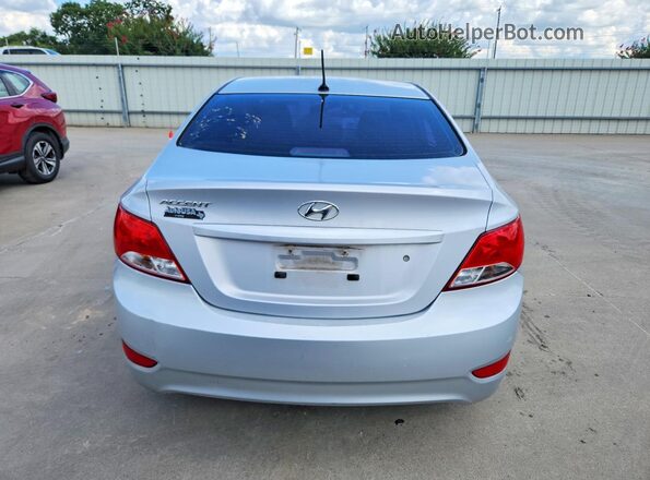 KMHCT4AE7HU286516 2017 HYUNDAI ACCENT Серебряный Вид сзади