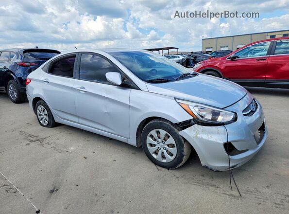 KMHCT4AE7HU286516 2017 HYUNDAI ACCENT Серебряный Передняя правая четверть