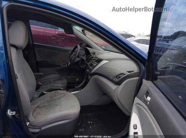 KMHCT4AE8HU174047 2017 HYUNDAI ACCENT Blue Front interior view
