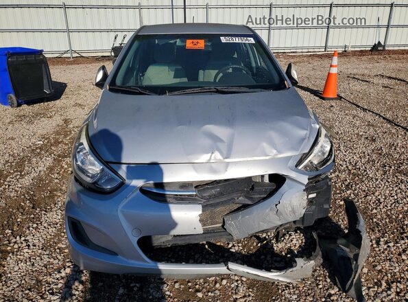 KMHCT4AE8HU215499 2017 HYUNDAI ACCENT Silver Vista frontal