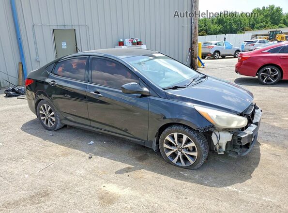KMHCT4AE8HU280708 2017 HYUNDAI ACCENT Black Front right