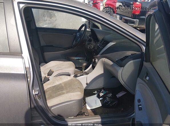 KMHCT4AE9GU041540 2016 HYUNDAI ACCENT Gray Widok wnętrza z przodu