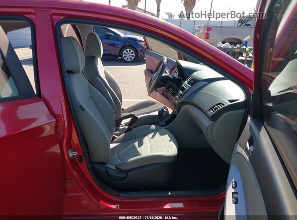 KMHCT4AEXGU112020 2016 HYUNDAI ACCENT Red Вид салону спереду