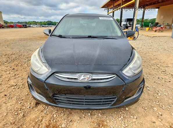 KMHCT4AEXHU341265 2017 HYUNDAI ACCENT Черный Вид спереди